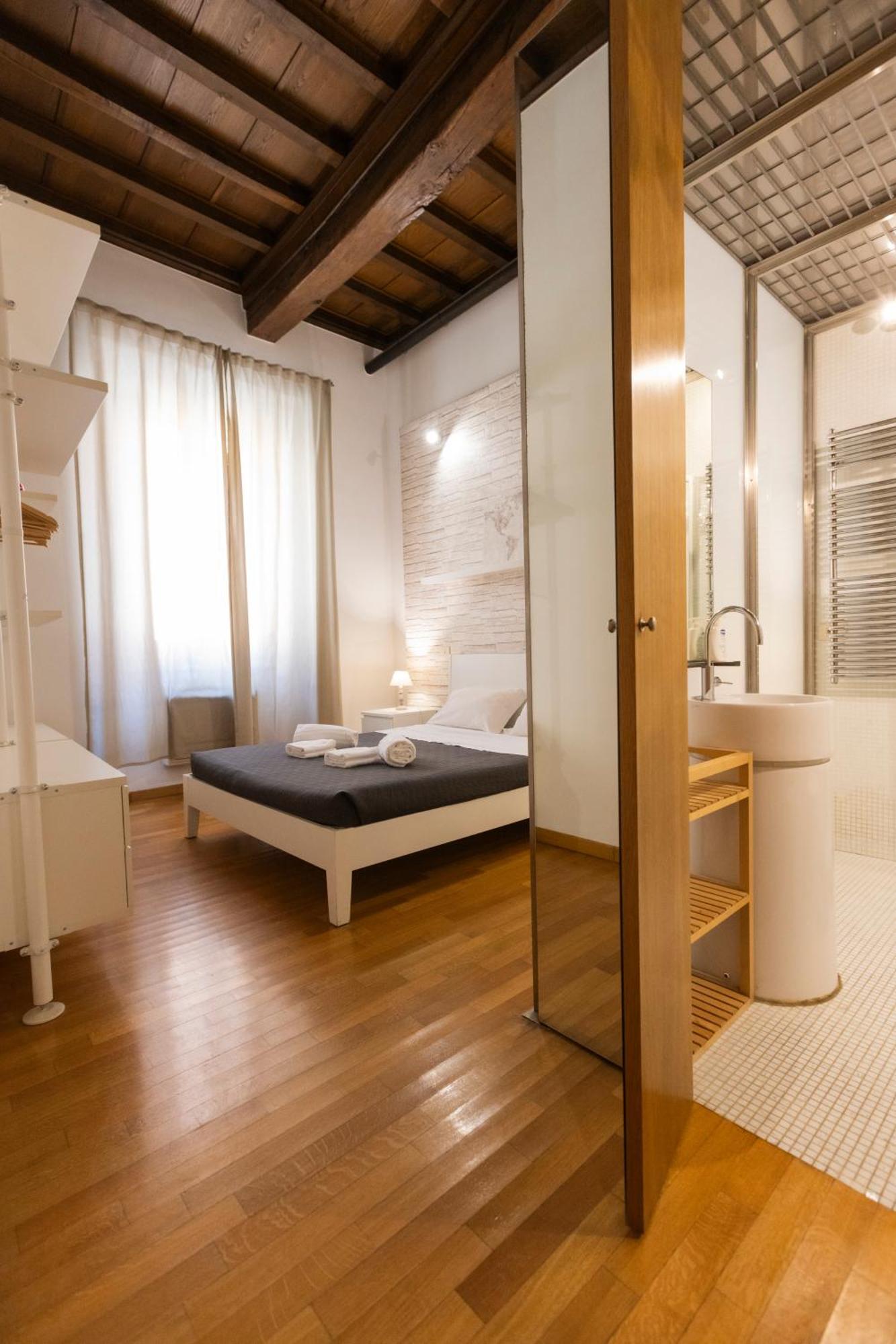 Barberini Apt Close To Fontana Di Trevi โรม ภายนอก รูปภาพ